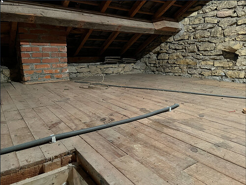 combles conduit cheminée